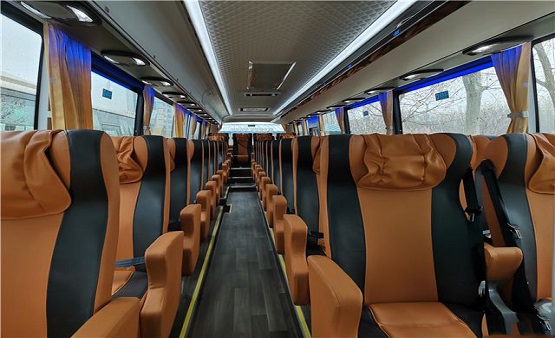 大巴車內(nèi)飾